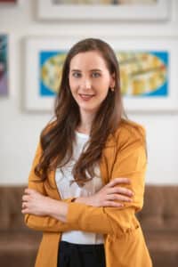 Francielle Fialkoski Molina Fisioterapeuta Especialista em Fisioterapia em Gerontologia 